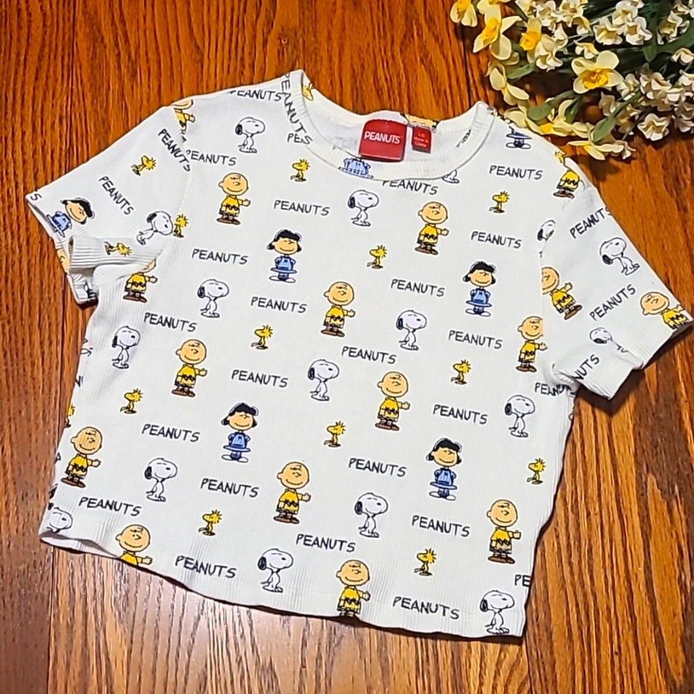 Peanuts/ Snoopy Top - Girls Large